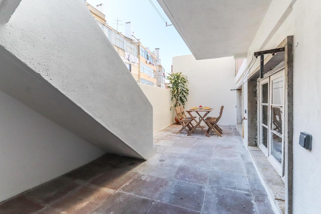 Vita Portucale ! Olaias Design With Terrace Lisboa Екстериор снимка